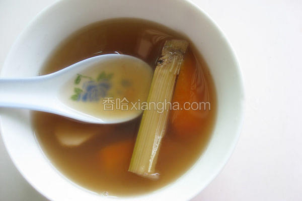 清热祛湿养颜茅根竹蔗水