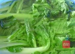 杂面小白菜贴饼子的做法图解6