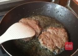 培根牛肉汉堡的做法图解3