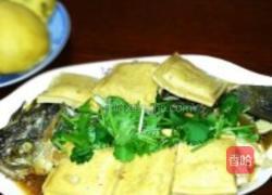 家常烧鲈鱼豆腐干的做法图解6
