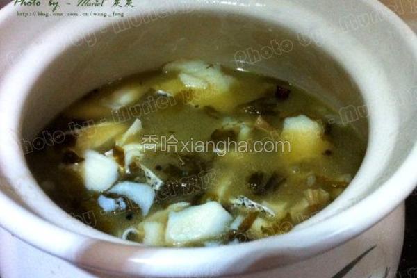 砂锅酸菜鳕鱼