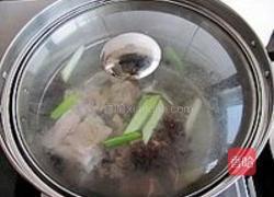 苦瓜玉米排骨汤的做法图解6