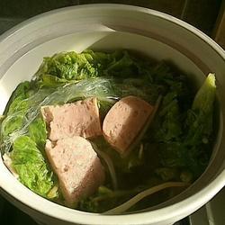云腿午餐肉砂锅煲的做法[图]