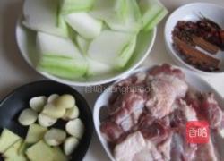 冬瓜烧鸭腿的做法图解1