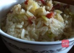 腊肠包菜煲仔饭的做法图解6