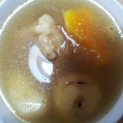 猪蹄青木瓜荸荠眉豆汤的做法[图]