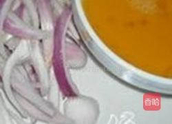 洋葱炒鸡蛋的做法图解1