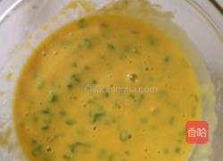 鸡蛋玉米小葱饼的做法图解3