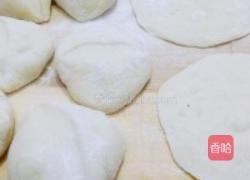 小白菜柳叶煎包的做法图解9