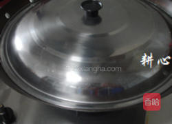 白菜香菇焖鱼鳔的做法图解8