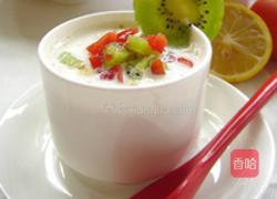 水果牛奶麦片粥的做法图解2