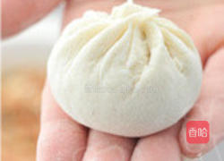 韭菜肉丁大包子的做法图解7
