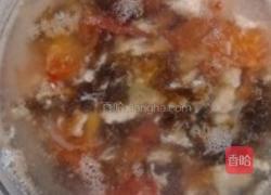 西红柿紫菜蛋花汤的做法图解1