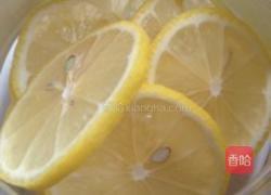 DIY蜂蜜柠檬茶的做法图解2