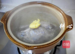 鱼翅鸡汤的做法图解3