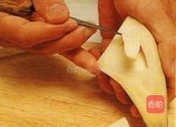 烤箱料理_小茴香蝦仁筍盅的做法图解1