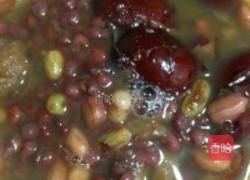 红枣红豆花生汤的做法图解5