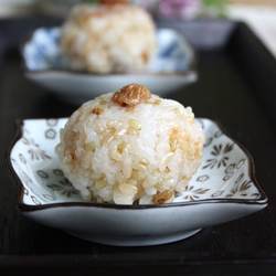 糙米甜饭团的做法[图]