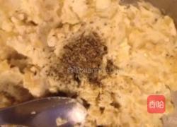 酒烹虾配龙利鱼黄油杂菜土豆泥的做法图解12