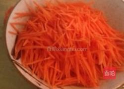 酒烹虾配龙利鱼黄油杂菜土豆泥的做法图解2