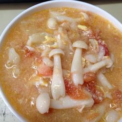 西红柿白玉菇面疙瘩汤的做法[图]