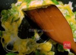 青蒜香肠炒饭的做法图解3