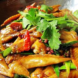 干锅麻辣鸡翅尖的做法[图]