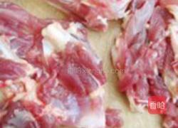 小胡萝卜鸭腿粥的做法图解2