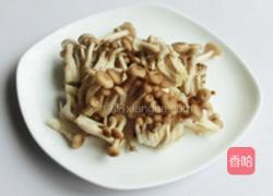 山药排骨煲的做法图解1