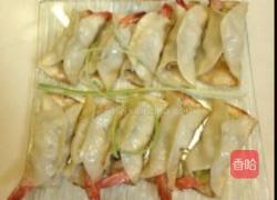 虾肉水煎饺的做法图解7