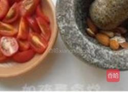 罗勒圣女果沙拉的做法图解1