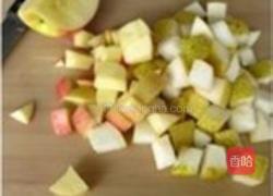 菊花枸杞水果茶的做法图解1