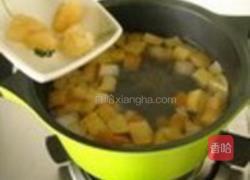 菊花枸杞水果茶的做法图解4