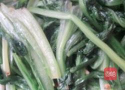 爽口香辣蒜蓉油麦菜的做法图解3
