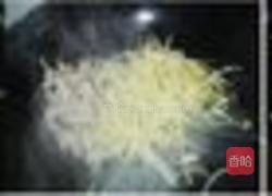 雪菜春笋肉丝手擀面的做法图解5