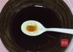 辣拌西瓜皮金针菇的做法图解3