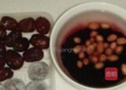 红豆蜜枣粽子的做法图解2