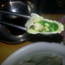 韭菜鸡蛋虾仁之三鲜馅水饺的做法[图]