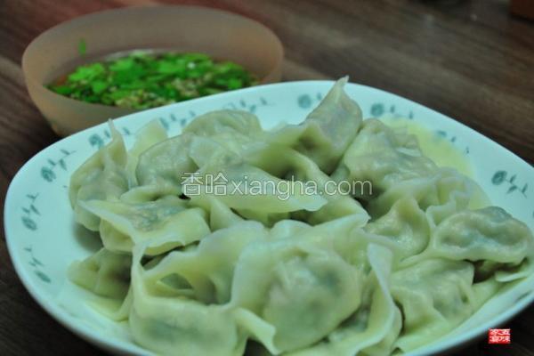 猪肉荠菜水饺