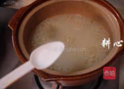 茼蒿鲫鱼汤的做法图解14