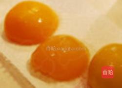 黄桃果干面包的做法图解2