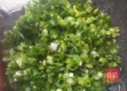 猪肉小葱锅贴的做法图解3