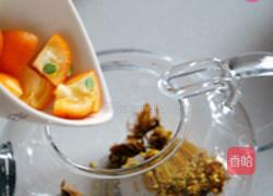 别有资味金莲金桔桂花茶的做法图解3
