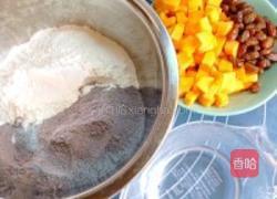 黑米松糕的做法图解1