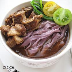 紫衣蔬果牛肉面的做法[图]