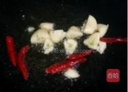 橄榄鸭焖芋头的做法图解5