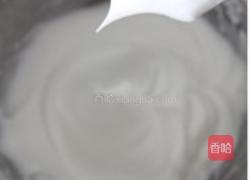 无花果奶油巴伐露的做法图解2