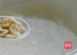 杏仁冰糖燕窝的做法图解2