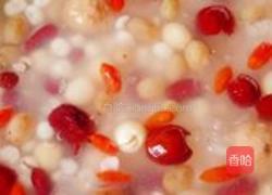 薏米莲子银耳羹的做法图解3