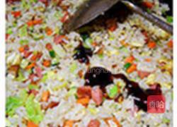 五彩香炒饭的做法图解8